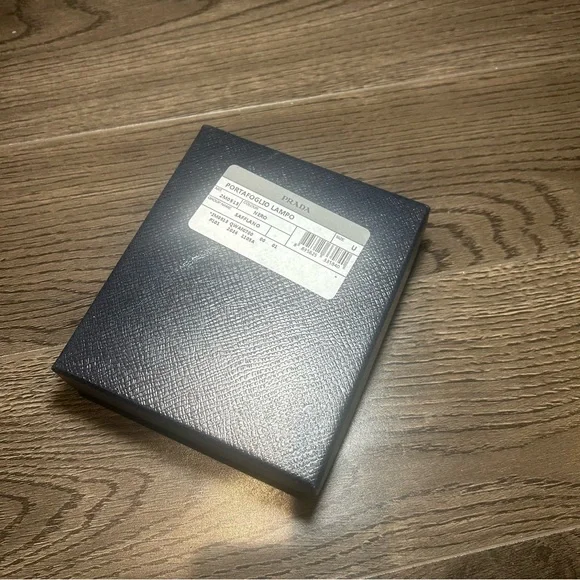 Prada Empty Box - Picture 3 of 5
